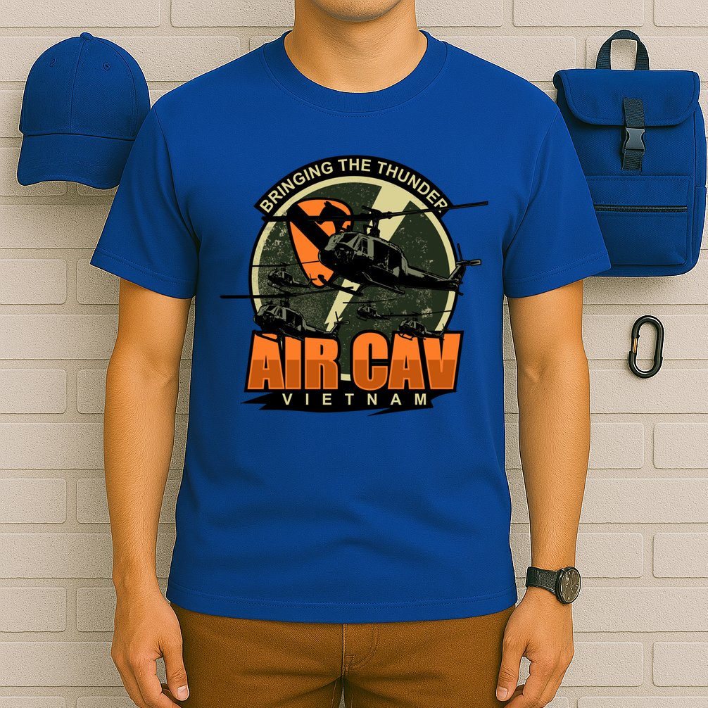 1st Air Cavalry Division Vietnam Veteran Veterans Day Xmas Gift T-Shirt