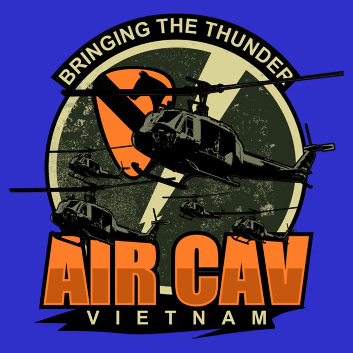 1st Air Cavalry Division Vietnam Veteran Veterans Day Xmas Gift T-Shirt