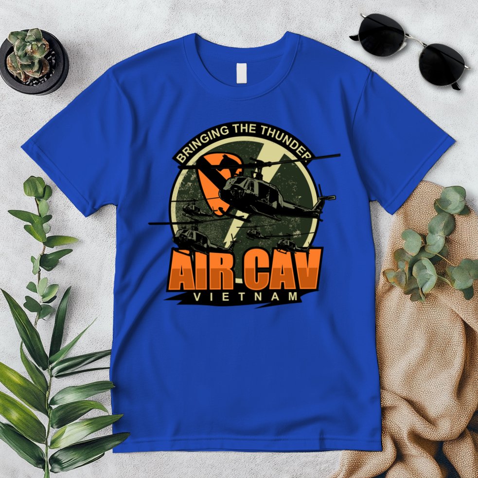1st Air Cavalry Division Vietnam Veteran Veterans Day Xmas Gift Premium T-Shirt