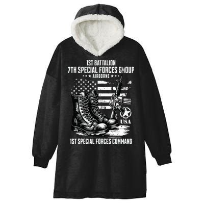 1st Battalion 7th Special Forces Group Airborne Veteran Hooded Wearable Blanket