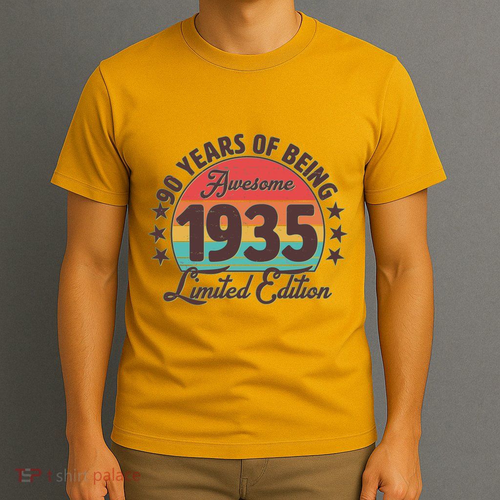 1935 Birthday 90 Years Of Being Awesome Limited Edition T-Shirt