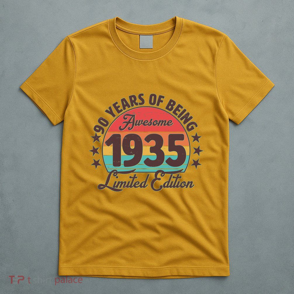 1935 Birthday 90 Years Of Being Awesome Limited Edition T-Shirt