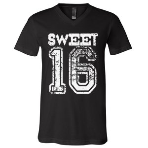 16th Birthday Gift Sweet Sixteen 16 Cracked Grunge V-Neck T-Shirt