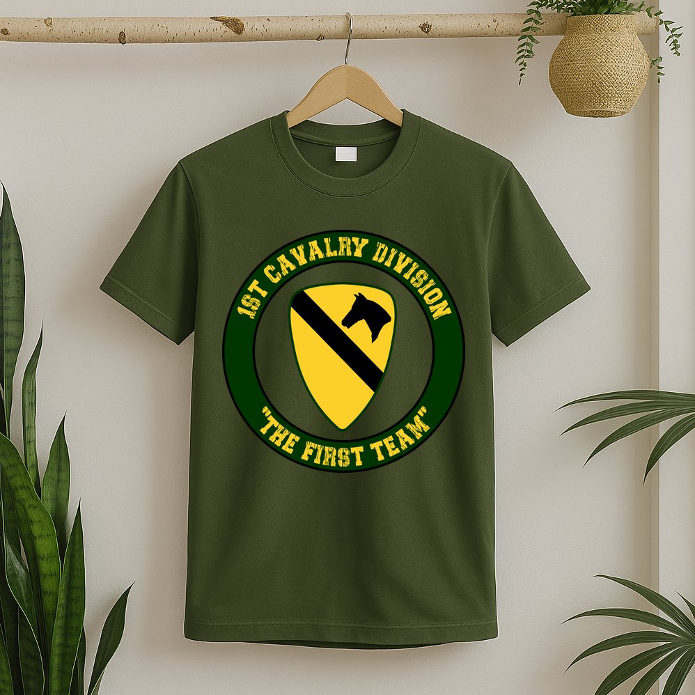 1st Cavalry Division Veteran Always A Soldier Military Xmas T-Shirt