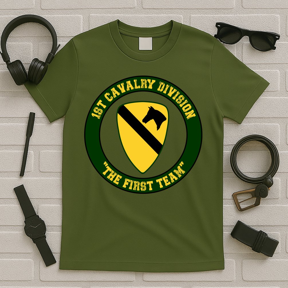 1st Cavalry Division Veteran Always A Soldier Military Xmas T-Shirt