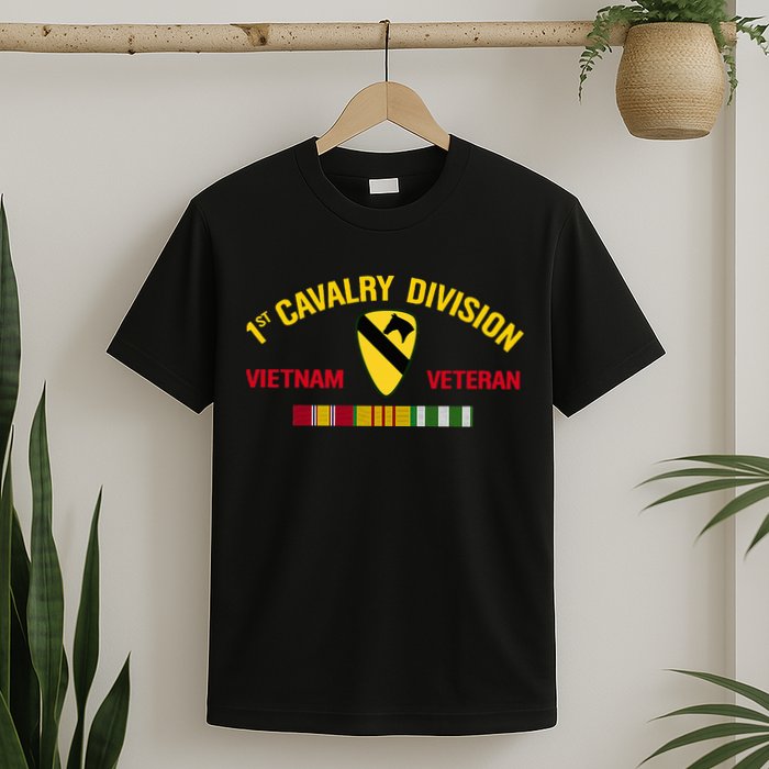 1st Cavalry Division Vietnam Veteran 1st Air Cav In Vietnam T-Shirt