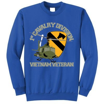 1st Cavalry Division Vietnam Veteran Uh1 Gunship Veteran Day Gift Sweatshirt