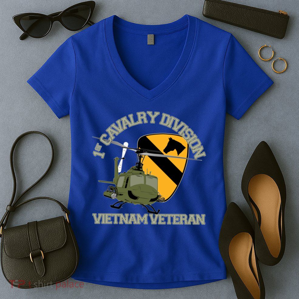1st Cavalry Division Vietnam Veteran Uh1 Gunship Veteran Day Gift Women's V-Neck T-Shirt