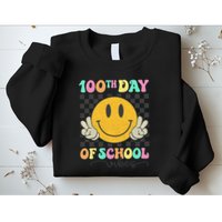 100th Day Of School Vibes Smiley Face Fun Design Sweatshirt