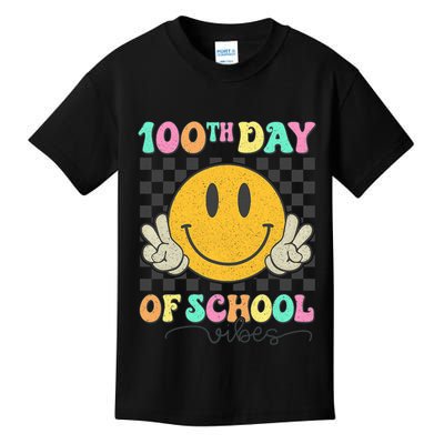 100th Day Of School Vibes Smiley Face Fun Design Kids T-Shirt