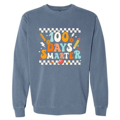 100 Days Smarter Groovy Retro Funny Happy 100 Days Of School Cute Gift Garment-Dyed Sweatshirt