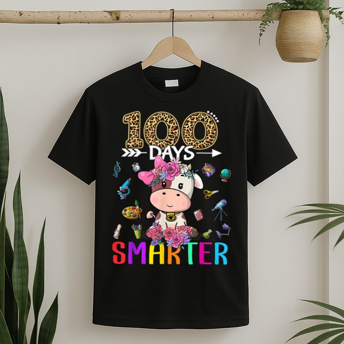 100 Days Smarter Cute Cow  Happy 100th Day of school  T-Shirt