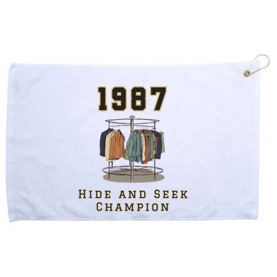 1987 Hide And Seek Champion Bigfoot Grommeted Golf Towel