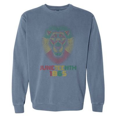 1865 Juneteenth Celebrate Lion African American Freedom Day Garment-Dyed Sweatshirt