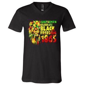 1865 Juneteenth flag with Emancipation Day is great V-Neck T-Shirt