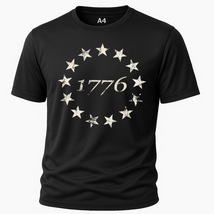 13 Star Flag Betsy Ross Distressed American Flag 1776 Cooling Performance Crew T-Shirt