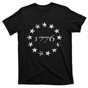 13 Star Flag Betsy Ross Distressed American Flag 1776 T-Shirt