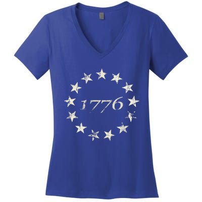 13 Star Flag Betsy Ross Distressed American Flag 1776 Women's V-Neck T-Shirt