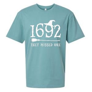 1692 They Missed One Halloween Feminist Witch Trials Sueded Cloud Jersey T-Shirt