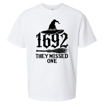 1692 They Missed One Halloween Feminist Witch Trials Sueded Cloud Jersey T-Shirt