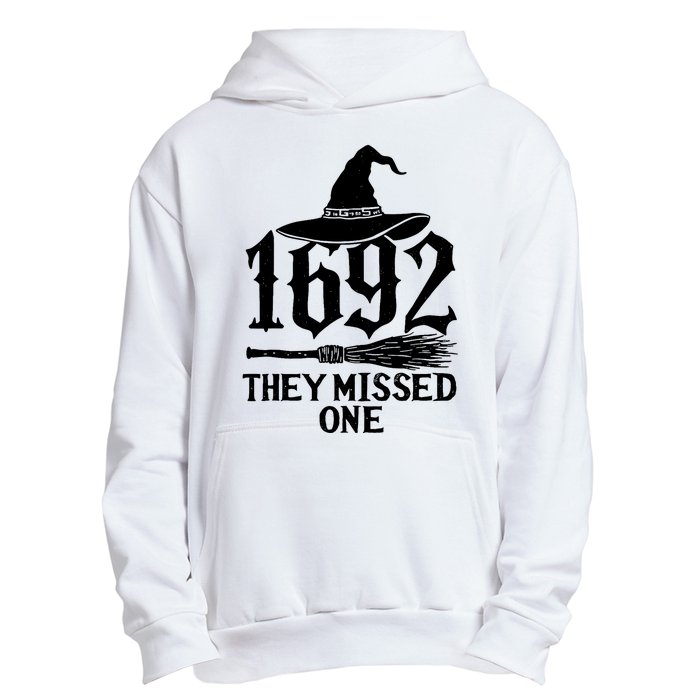 1692 They Missed One Halloween Feminist Witch Trials Urban Pullover Hoodie