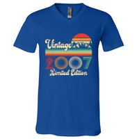 17 Year Old Retro Vintage 2007 Limited Edition 17th Birthday Gift V-Neck T-Shirt