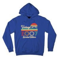 17 Year Old Retro Vintage 2007 Limited Edition 17th Birthday Gift Tall Hoodie