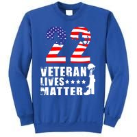 22 A Day Veteran Lives Matter I Veterans Day 2021 Honoring Gift Sweatshirt