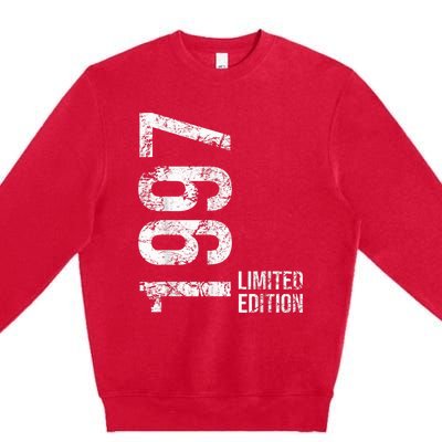 26th Birthday 26 Years Man Woman Retro Vintage 1997 Gift Premium Crewneck Sweatshirt