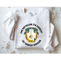 2nd Battalion 7th Cavalry 1st Cavalry Division Veteran Sweatshirt