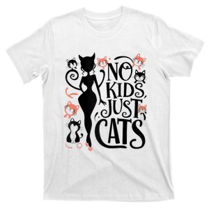 2024 Childless Cat Lady For President T-Shirt