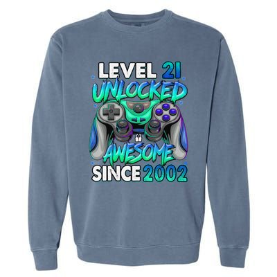 21st Gaming Birthday gift Level 21 Unlocked Awesome Video Game 2002 Birthday Garment-Dyed Sweatshirt