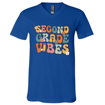 2Nd Grade Vibes Back To School Retro Second Grade Teachers Gift V-Neck T-Shirt