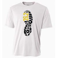 262 Marathon Runner Footprint Cooling Performance Crew T-Shirt