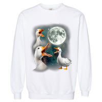 3 Ducks Howl At Moon Funny Weird Cursed Pekin Duck Lover Garment-Dyed Sweatshirt