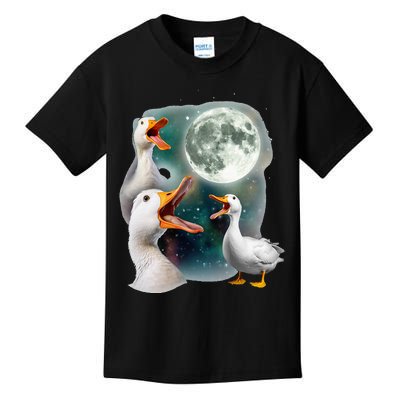 3 Ducks Howl At Moon Funny Weird Cursed Pekin Duck Lover Kids T-Shirt