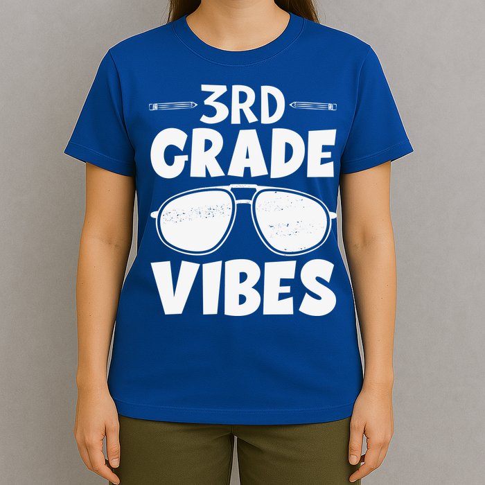 3rd Grade Vibers Glassess Teacher Student Back To School T-Shirt