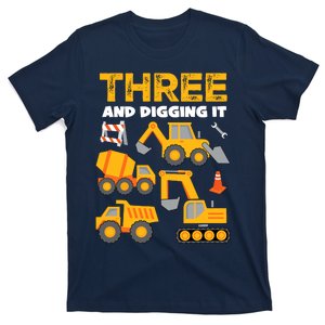 3 Three And Digging It 3rd Birthday Boy Construction Truck T-Shirt