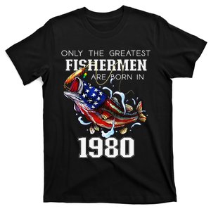 43rd Birthday 1980 Fishermen Bass Fishing 43 Year Old T-Shirt