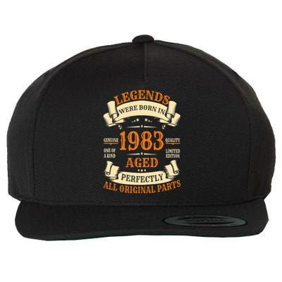 40th Birthday Gift Vintage Legends Born in 1983 40 years old Tank Top Wool Snapback Cap