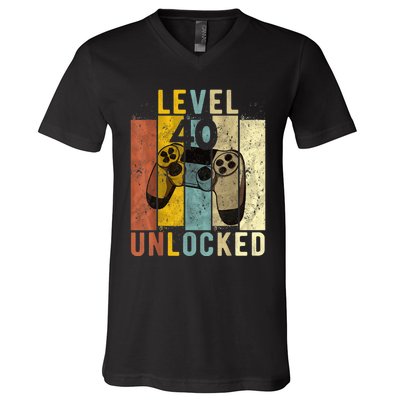  40th Birthday Level 40 Unlocked Video Gamer V-Neck T-Shirt