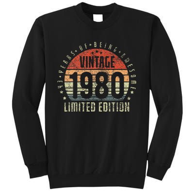 43th Birthday Vintage 1980 Limited Edition 43 Yr Old Sweatshirt