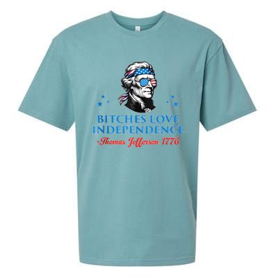 4th July Bitches Love Independence Thomas Jefferson Founding Sueded Cloud Jersey T-Shirt