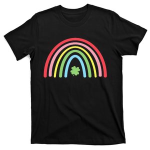 4 Leaf Clover Rainbow St Patricks Day Green T-Shirt