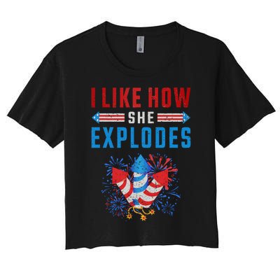 4th Of July I Like How She Explodes Firework USA Flag Women's Crop Top Tee