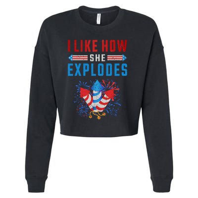 4th Of July I Like How She Explodes Firework USA Flag Cropped Pullover Crew