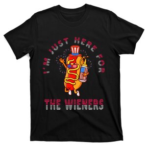 4th Of July I'm Just Here For The Wieners Hot Dogs Funny T-Shirt