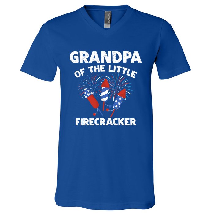 4th Of July Birthday Grandpa Of The Little Firecracker Funny Gift Meaningful Gif V-Neck T-Shirt