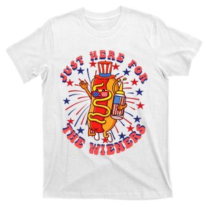 4th Of July I'm Just Here For The Wieners Hot Dogs Funny T-Shirt