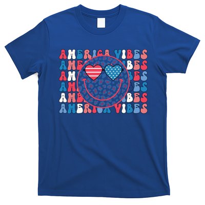 4th Of July America Vibes Happy Smile Patriotic Meaningful Gift T-Shirt